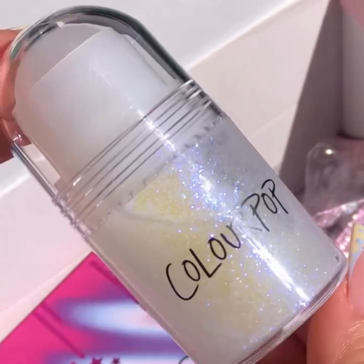 PREVENTA Glitter De Cuerpo Roll-On Hannah Montana Colourpop