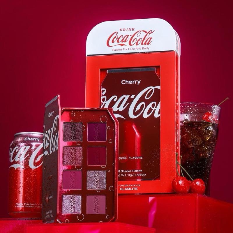 Caja de PR Coca-Cola Glamlite